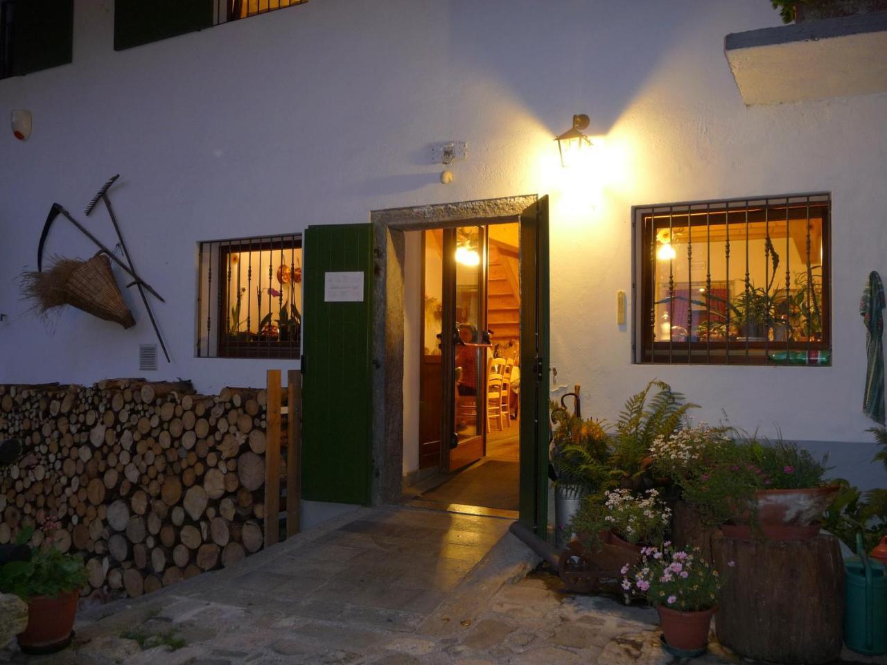 فندق تولميتزوفي  Agriturismo Fornas المظهر الخارجي الصورة